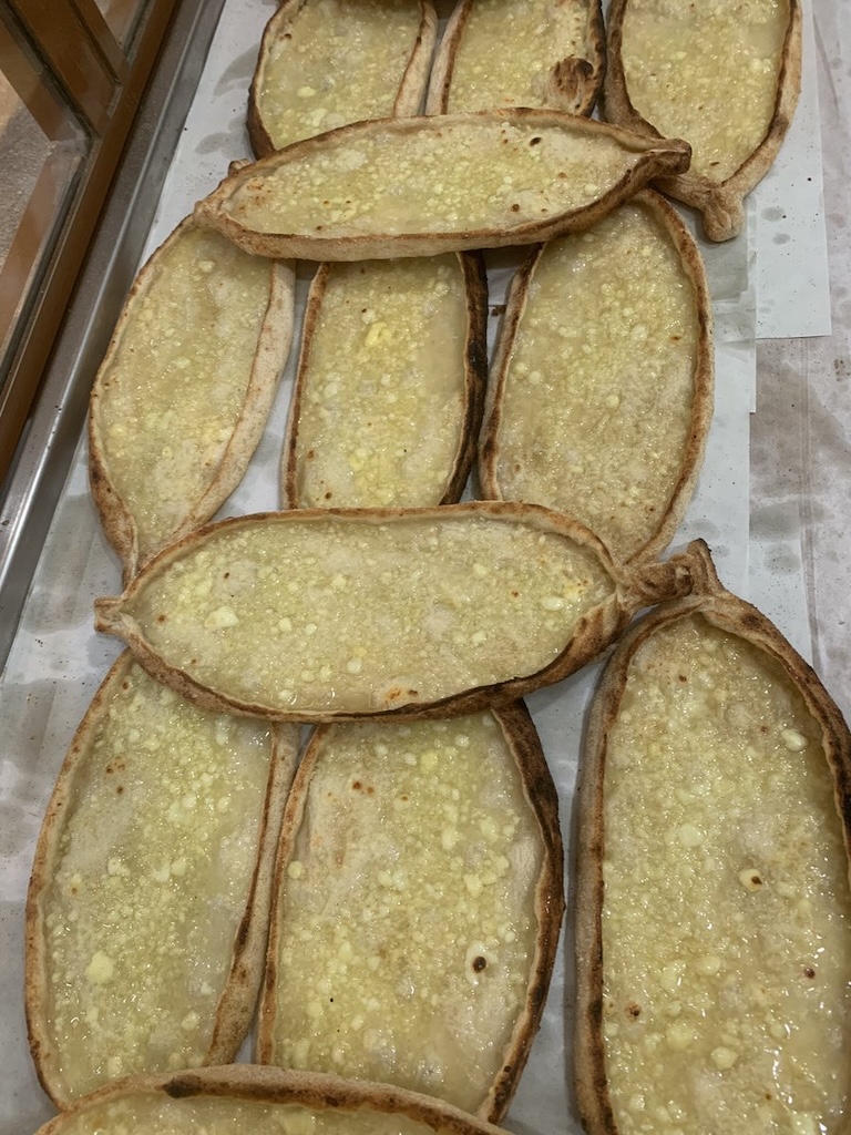 Elazığ usul&uuml; peynirli ekmek